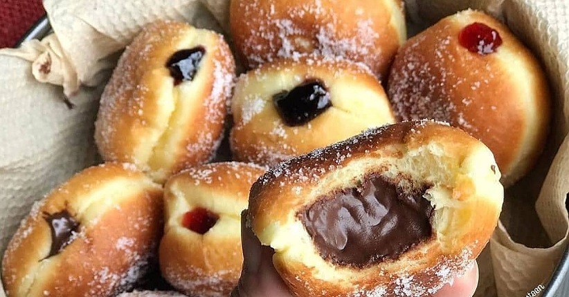 Bomboloni. Sumber: iNews.id