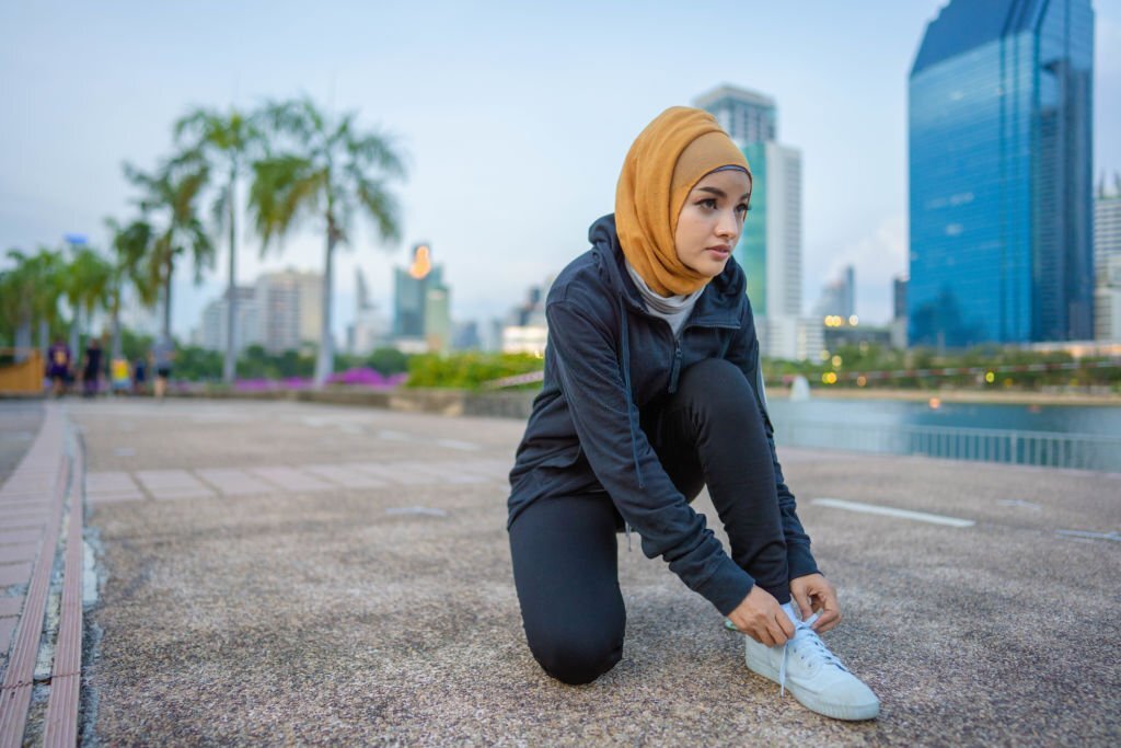 Rajin olahraga, tips jaga imunitas tubuh bagi workaholic