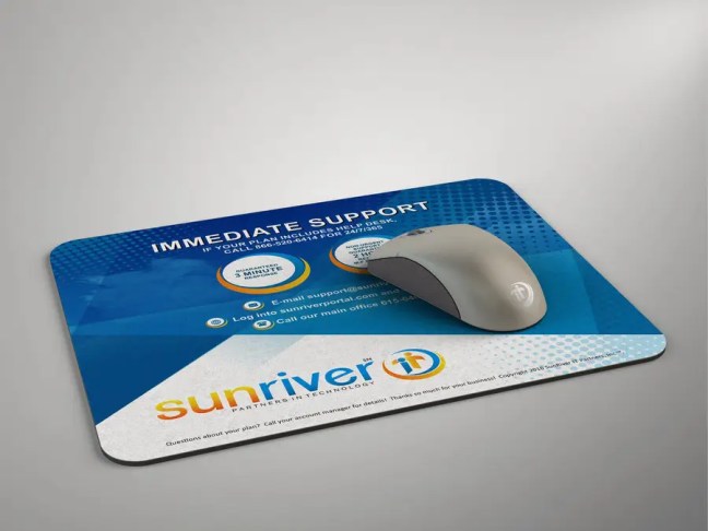 Contoh mouse pad untuk souvenir kantor